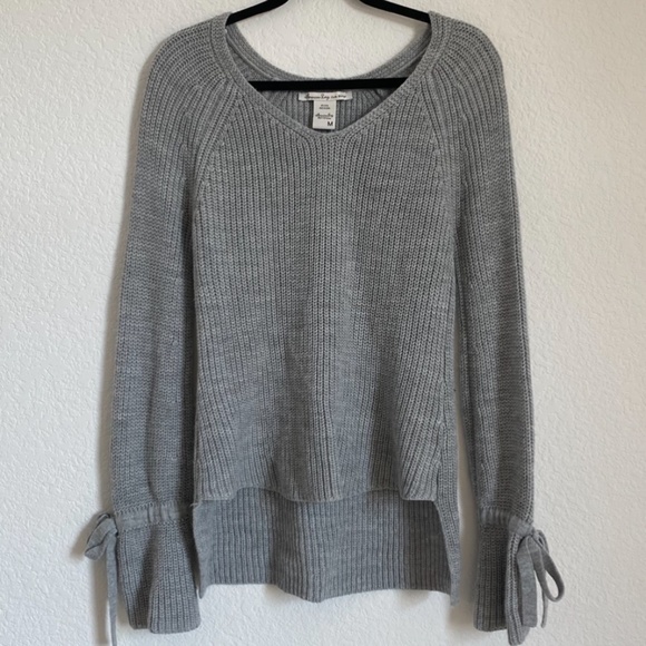 American Rag Sweaters - American Rag Cie Grey Sweater Pullover V-Neck Grey Size M